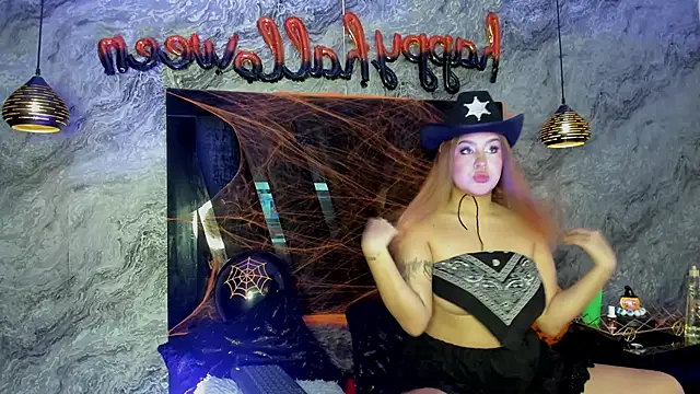 VelvetKiss  online show from October 31, 4:52 pm