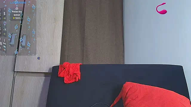Snapshot of Kesha_rosse_ chatting on May 5, 7:16 am Kesha rosse online show from May 5, 7:16 am