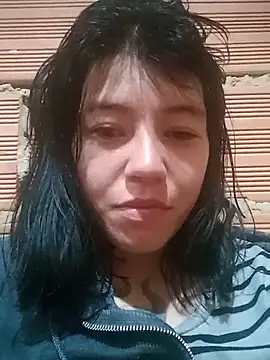 Snapshot of Angeline_Thompson chatting on November 2, 5:10 am Angeline Thompson online show from November 2, 5:10 am