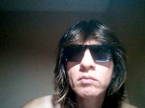 Snapshot of Robbie_78 chatting on March 16, 1:22 am Robbie 78 online show from March 16, 1:22 am