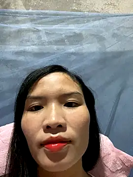 Snapshot of Yunzang chatting on November 4, 12:21 am Yunzang online show from November 4, 12:21 am