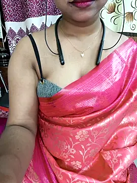 Snapshot of cute_mahi07 chatting on March 9, 6:12 pm cute mahi07 online show from March 9, 6:12 pm