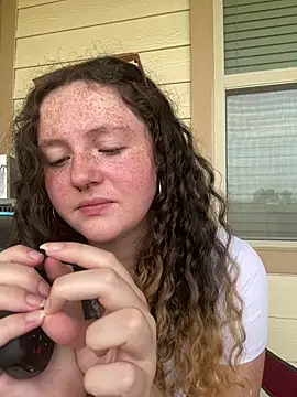 Snapshot of sugasunny04 chatting on February 25, 7:45 pm sugasunny04 online show from February 25, 7:45 pm