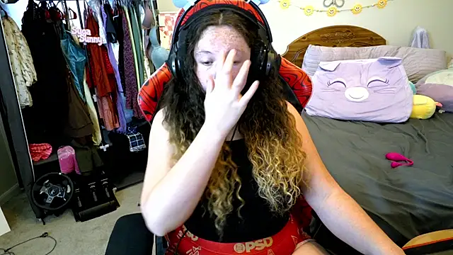 sugasunny04 online show from May 11, 7:11 pm
