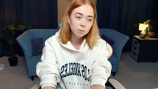 AddieOsler online show from November 16, 8:36 pm