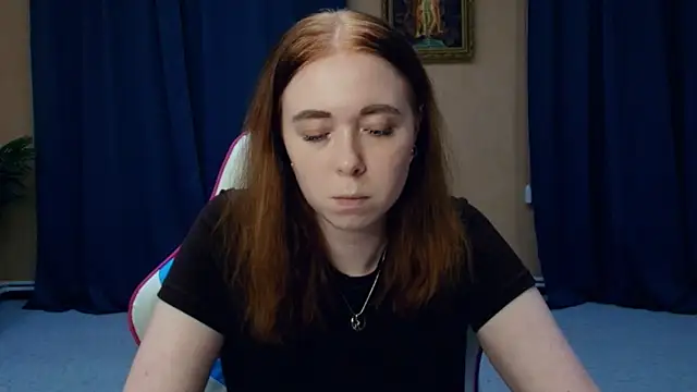 AddieOsler online show from April 28, 2:27 am