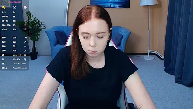Snapshot of AddieOsler chatting on May 28, 7:55 pm AddieOsler online show from May 28, 7:55 pm