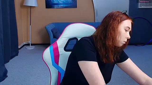 Snapshot of AddieOsler chatting on June 11, 8:18 pm AddieOsler online show from June 11, 8:18 pm