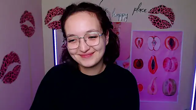 MissAriaa online show from October 28, 7:27 pm