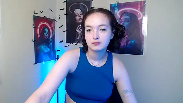 MissAriaa online show from November 11, 7:30 am