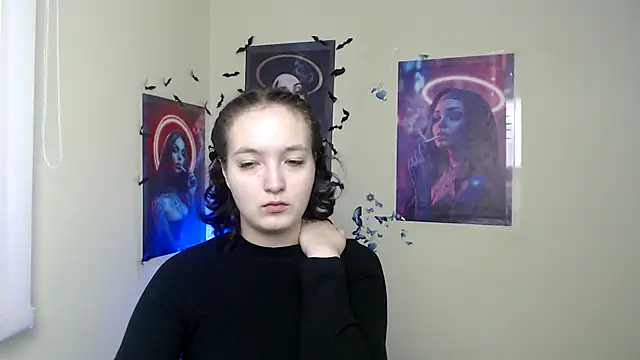 MissAriaa online show from December 3, 6:54 am