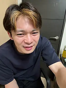 Snapshot of miyabi_yabi chatting on June 3, 2:33 pm miyabi yabi online show from June 3, 2:33 pm