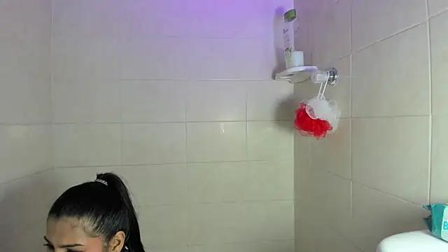 Leyacopper  online show from February 27, 11:27 pm