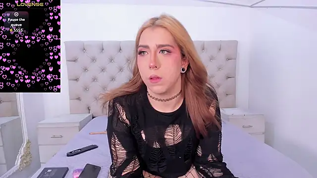 JanneBlossom  online show from November 21, 9:13 pm