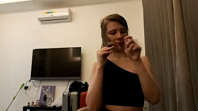 MargaretFairy online show from November 12, 5:57 pm