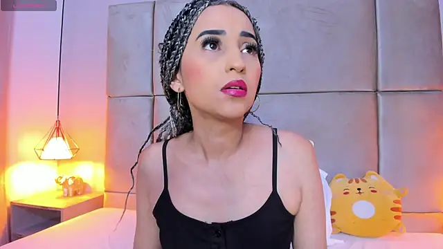 violett rabbit  online show from December 14, 12:21 pm