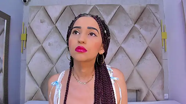 violett rabbit  online show from March 6, 8:16 pm