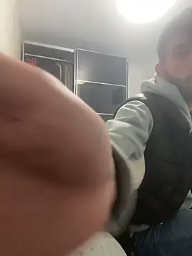 Dondeloquieras4 online show from March 1, 9:50 pm