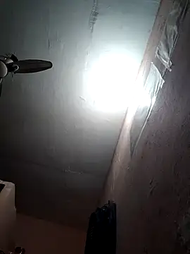 Snapshot of CUTE-GIRL-1 chatting on November 28, 12:30 pm CUTE-GIRL-1 online show from November 28, 12:30 pm