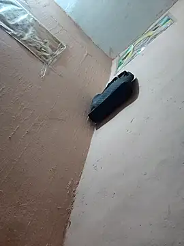 CUTE-GIRL-1 online show from December 23, 5:38 am