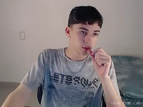 Sett 01 online show from November 4, 7:07 am