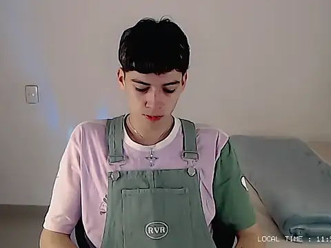 Sett 01 online show from November 23, 4:56 am