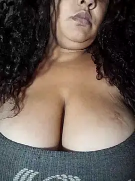 Snapshot of safirahot69 chatting on November 21, 3:27 am safirahot69 online show from November 21, 3:27 am