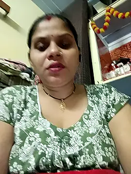 Snapshot of HayatKapoor chatting on November 24, 8:08 pm HayatKapoor online show from November 24, 8:08 pm