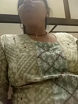 Snapshot of HayatKapoor chatting on November 28, 3:25 pm HayatKapoor online show from November 28, 3:25 pm