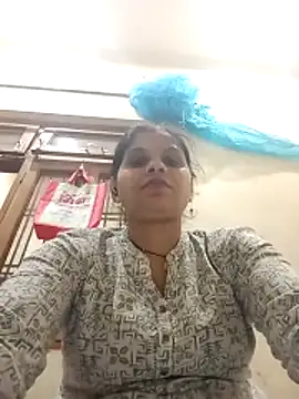 Snapshot of HayatKapoor chatting on November 29, 2:42 pm HayatKapoor online show from November 29, 2:42 pm