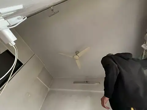 Snapshot of ExRescurer__7 chatting on March 23, 2:37 am ExRescurer 7 online show from March 23, 2:37 am