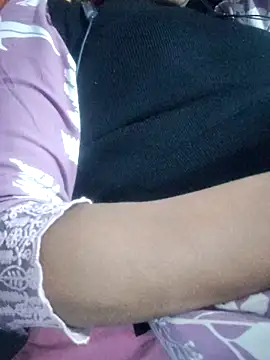 Hot-Rubyy online show from December 20, 4:36 pm