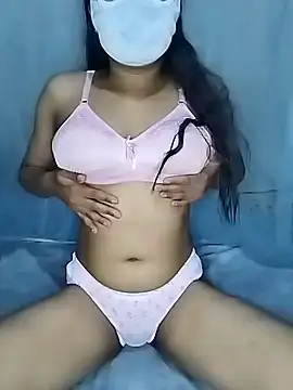 Snapshot of Cutie_Miya chatting on March 20, 3:17 pm Cutie Miya online show from March 20, 3:17 pm