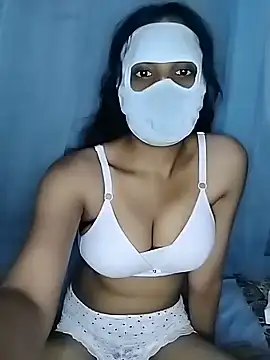 Snapshot of Cutie_Miya chatting on August 6, 2:52 pm Cutie Miya online show from August 6, 2:52 pm