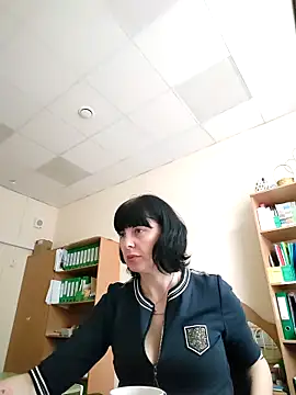 Snapshot of Viknika chatting on October 31, 9:54 am Viknika online show from October 31, 9:54 am