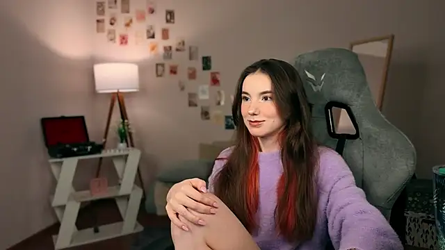 yourfrenchteacher online show from November 30, 4:49 am