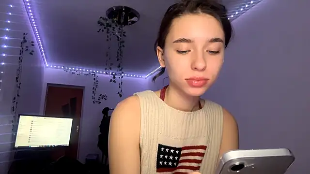 LilithFlamey online show from December 20, 11:06 am