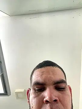 Snapshot of horusdavid10 chatting on October 26, 4:24 pm horusdavid10 online show from October 26, 4:24 pm