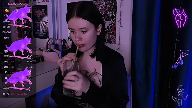 Meow Marie online show from November 1, 11:40 pm