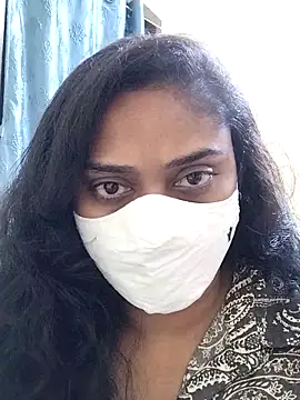 Snapshot of girl999 chatting on November 15, 4:25 pm girl999 online show from November 15, 4:25 pm