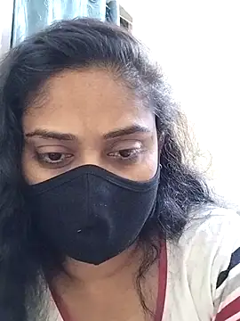 Snapshot of girl999 chatting on November 16, 6:57 pm girl999 online show from November 16, 6:57 pm