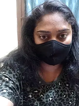 Snapshot of girl999 chatting on December 22, 8:06 pm girl999 online show from December 22, 8:06 pm