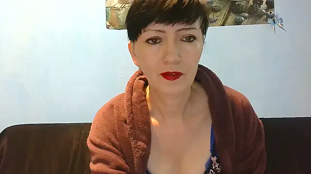 IffetLove42 online show from June 20, 7:11 am