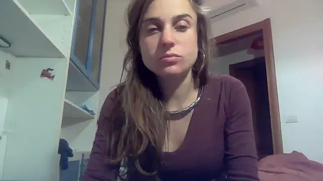 SinnEmily online show from December 16, 10:15 pm