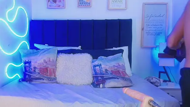 Andrew Haalls online show from November 7, 8:31 pm