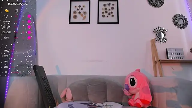 Oceane16  online show from November 10, 5:01 pm