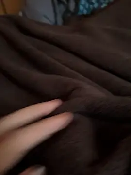 Snapshot of Goldendickinyou chatting on March 18, 4:10 pm Goldendickinyou online show from March 18, 4:10 pm