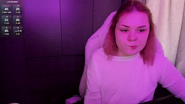 sophia lix online show from June 1, 10:06 am