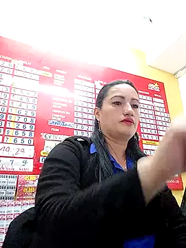 Danaluna online show from November 7, 9:04 pm