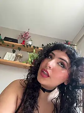 Snapshot of SugarTroubl33 chatting on June 26, 2:21 pm SugarTroubl33 online show from June 26, 2:21 pm